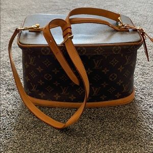 Louis Vuitton beauty bag